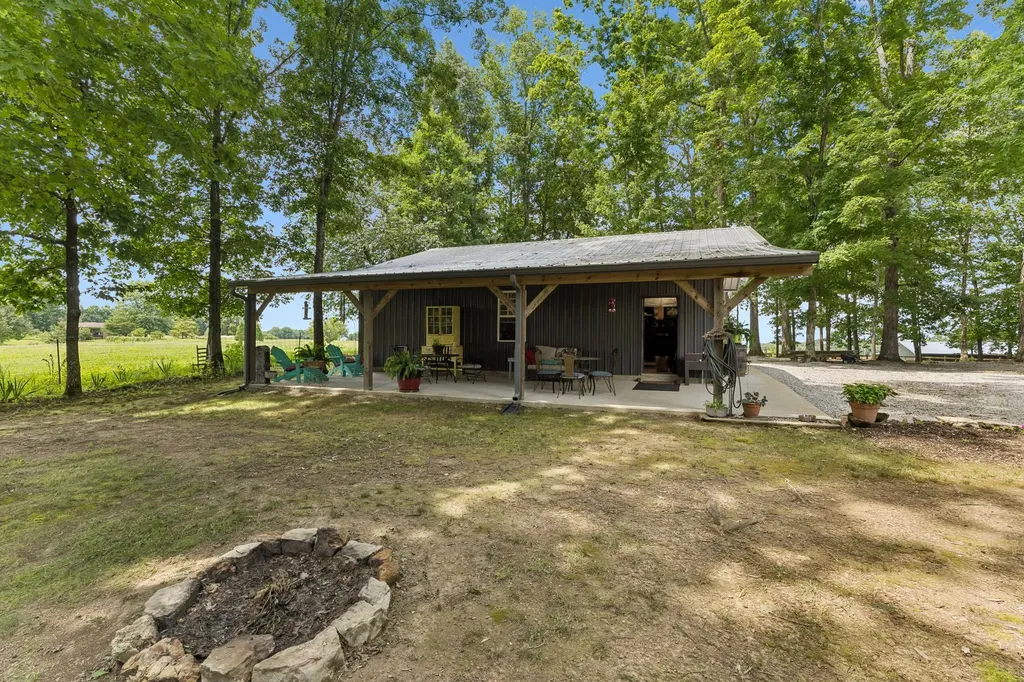 1 Lillie Lane Lawrenceburg TN 38464