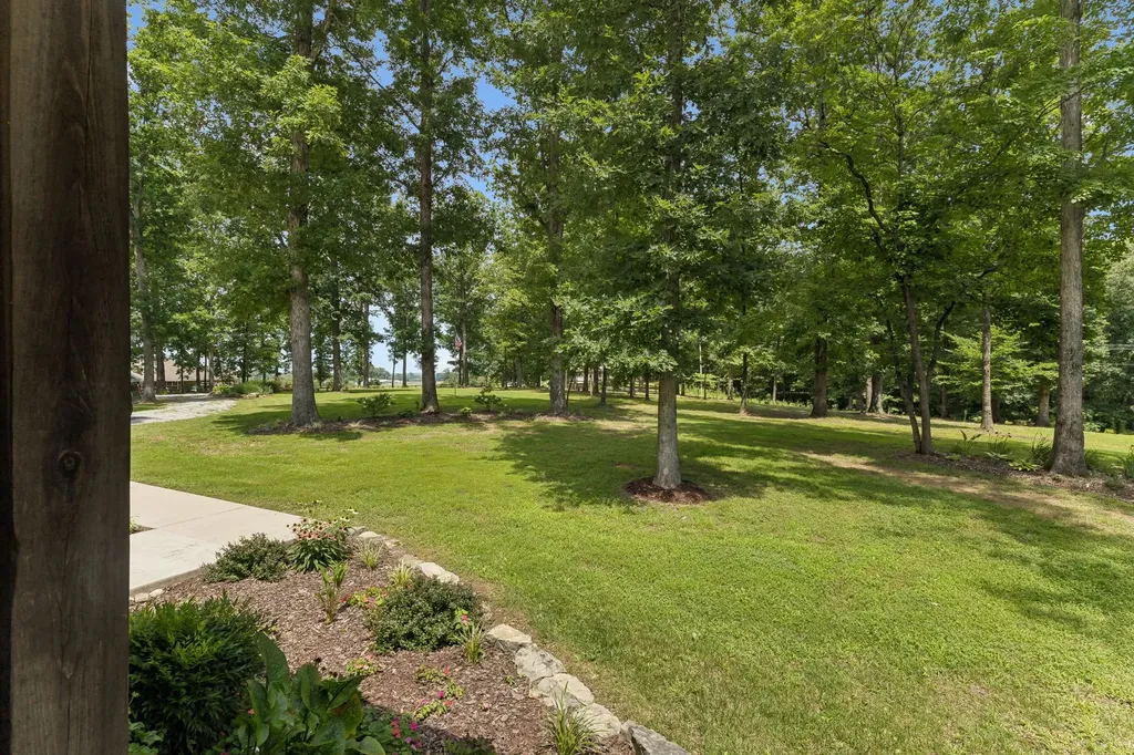 1 Lillie Lane Lawrenceburg TN 38464