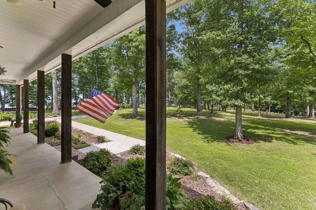 1 Lillie Lane Lawrenceburg TN 38464