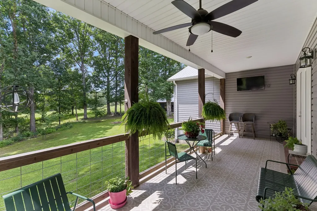 1 Lillie Lane Lawrenceburg TN 38464
