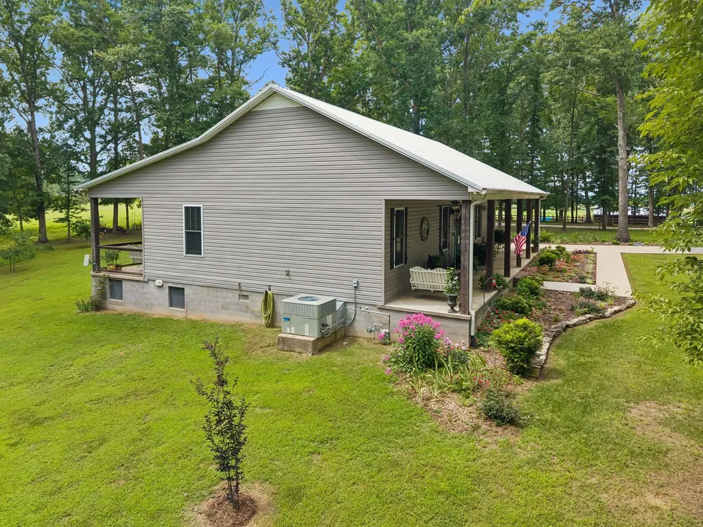 1 Lillie Lane Lawrenceburg TN 38464