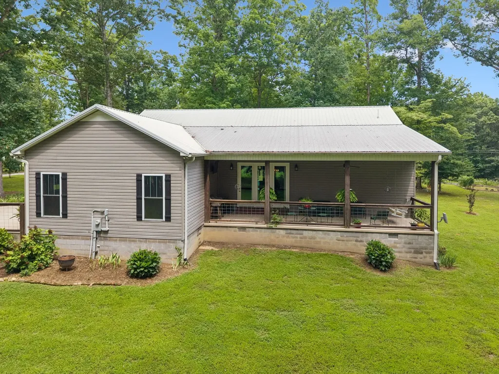 1 Lillie Lane Lawrenceburg TN 38464
