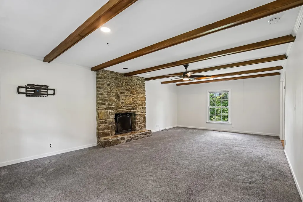 463 Walton Ferry Road Hendersonville TN 37075