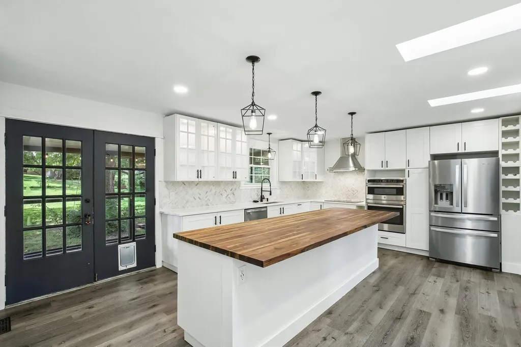 463 Walton Ferry Road Hendersonville TN 37075