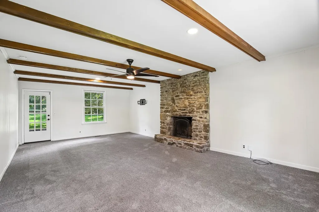 463 Walton Ferry Road Hendersonville TN 37075