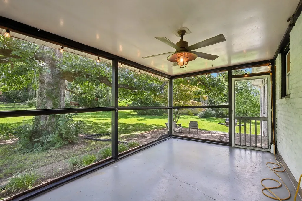 463 Walton Ferry Road Hendersonville TN 37075