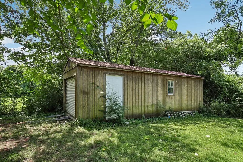 463 Walton Ferry Road Hendersonville TN 37075