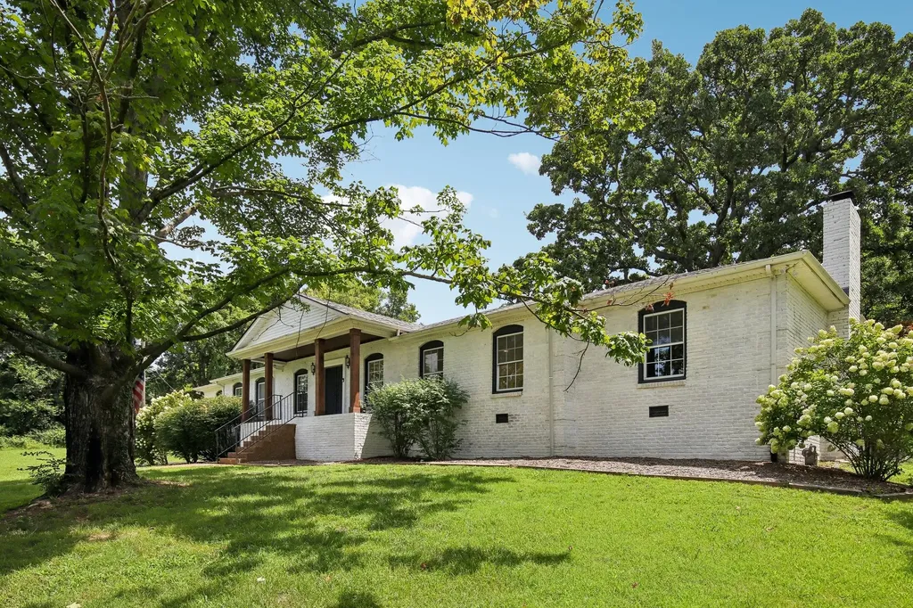 463 Walton Ferry Road Hendersonville TN 37075