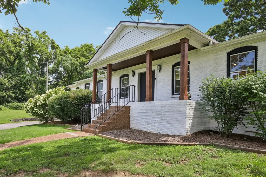 463 Walton Ferry Road Hendersonville TN 37075