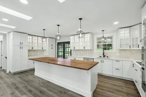 463 Walton Ferry Road Hendersonville TN 37075