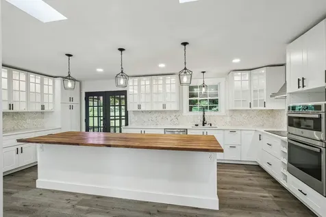 463 Walton Ferry Road Hendersonville TN 37075