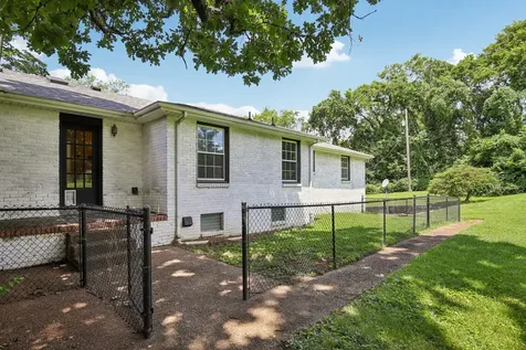 463 Walton Ferry Road Hendersonville TN 37075