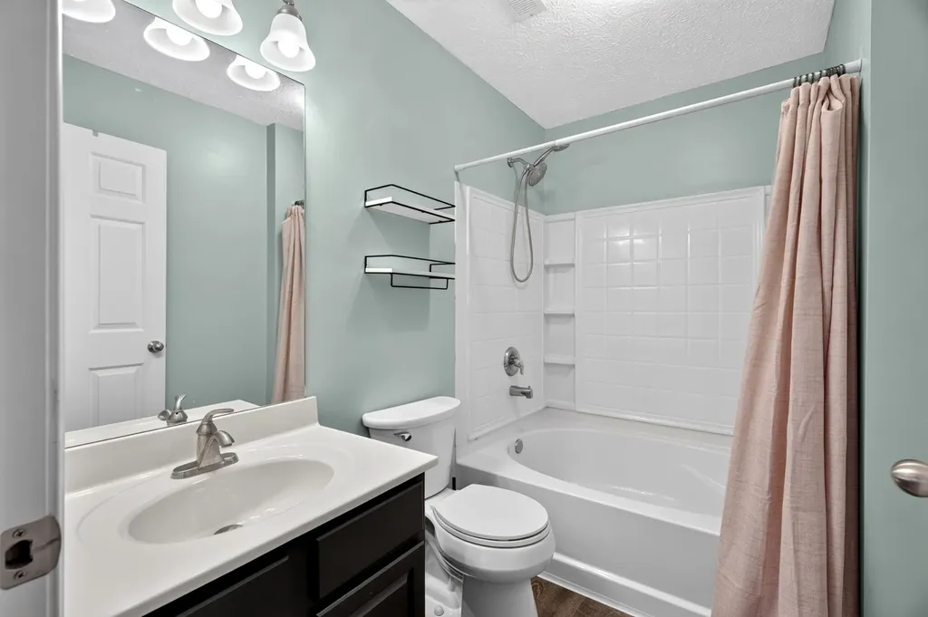 7277 Charlotte Pike Nashville TN 37209