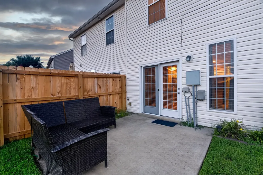 7277 Charlotte Pike Nashville TN 37209
