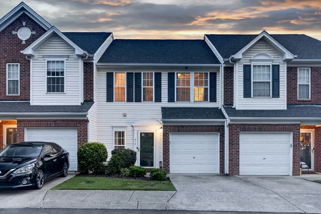 7277 Charlotte Pike Nashville TN 37209