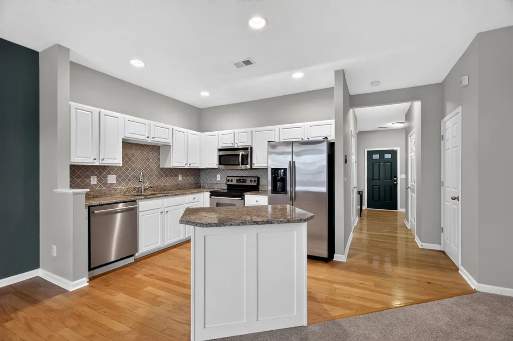 7277 Charlotte Pike Nashville TN 37209