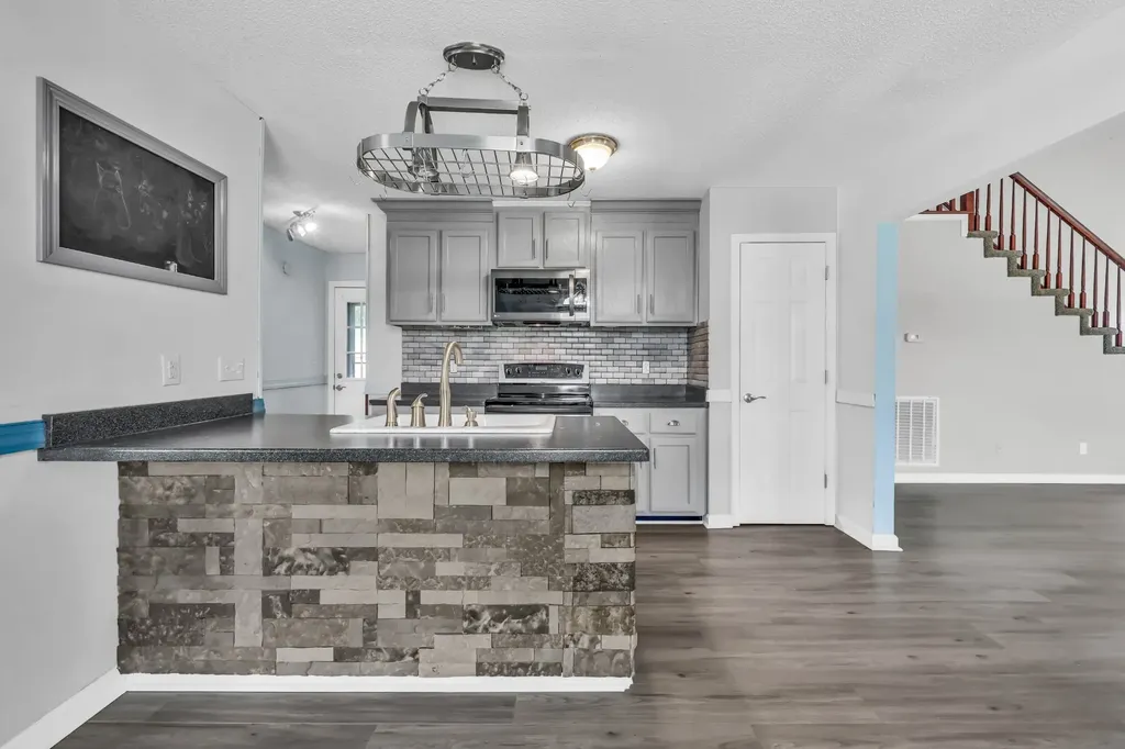 412 Martin Road Clarksville TN 37042