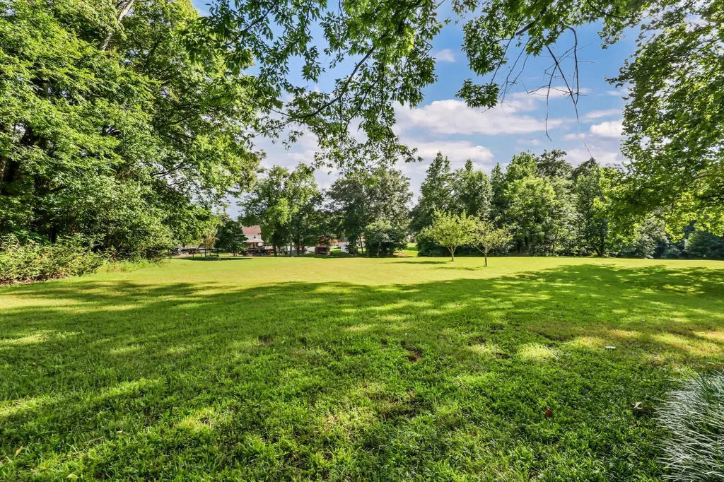 412 Martin Road Clarksville TN 37042