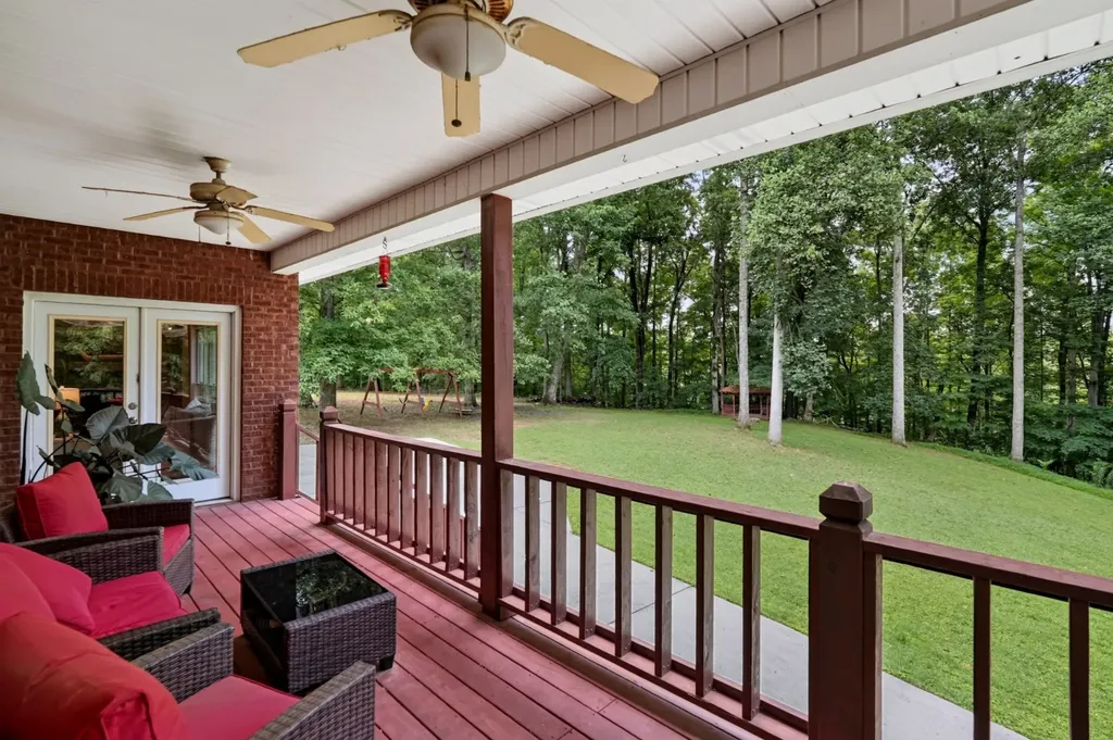 358 Andrew Jackson Boulevard Dowelltown TN 37059