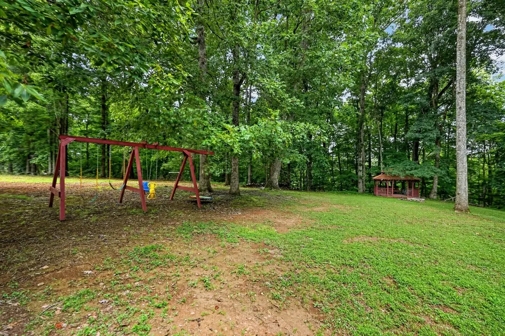 358 Andrew Jackson Boulevard Dowelltown TN 37059