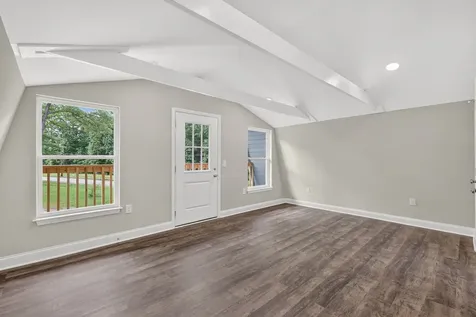 13 Chalet Drive Manchester TN 37355