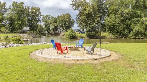 377 Jett Drive Clifton TN 38425