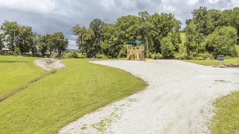 377 Jett Drive Clifton TN 38425