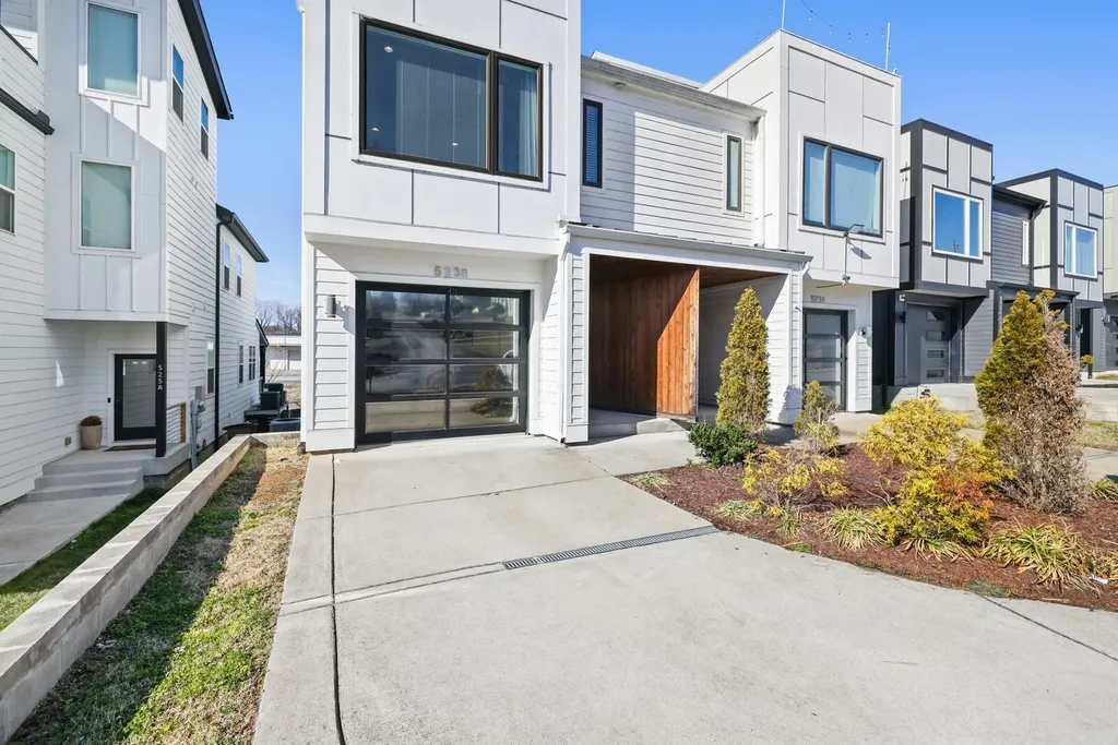 523B Weakley Avenue Nashville TN 37207