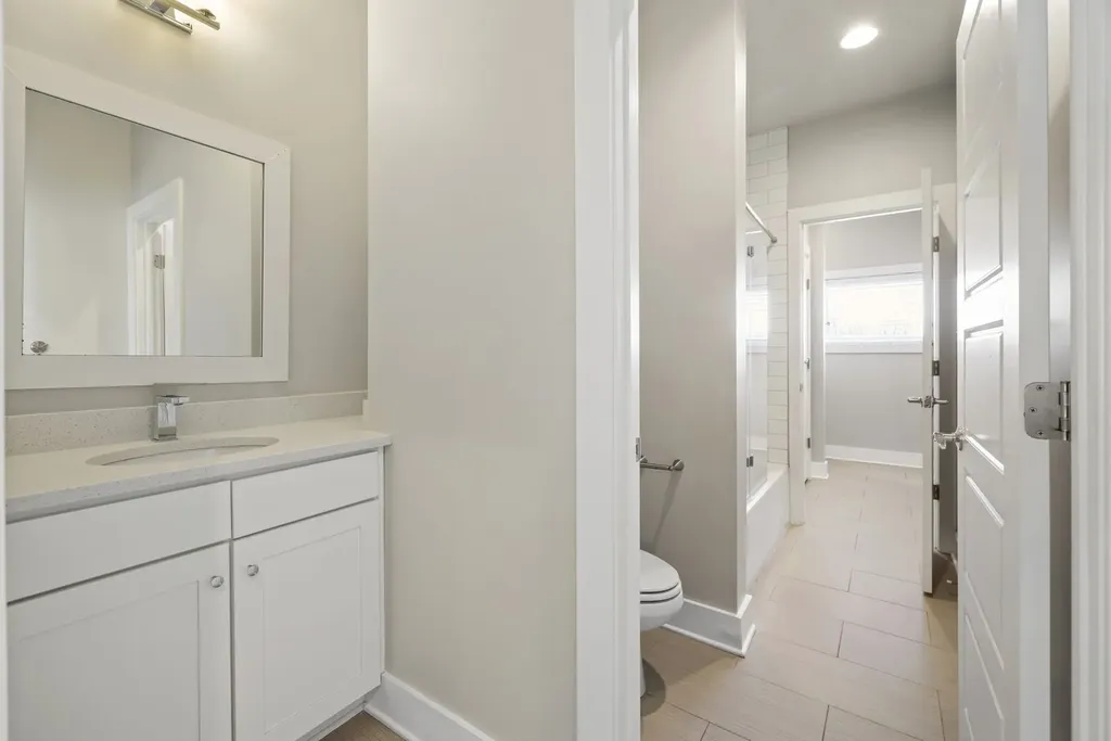 523B Weakley Avenue Nashville TN 37207