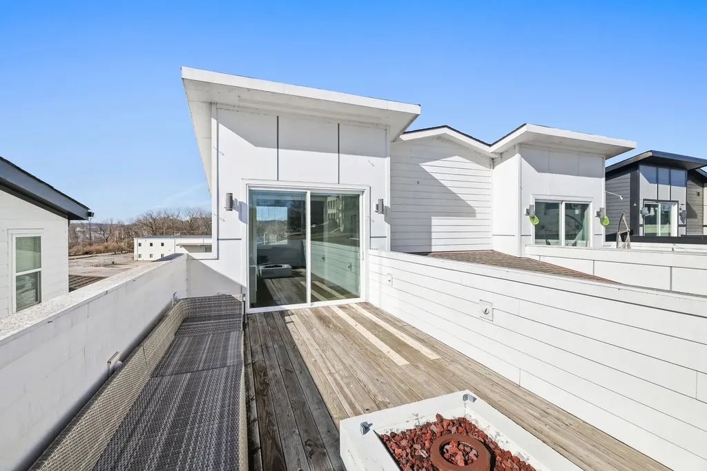 523B Weakley Avenue Nashville TN 37207