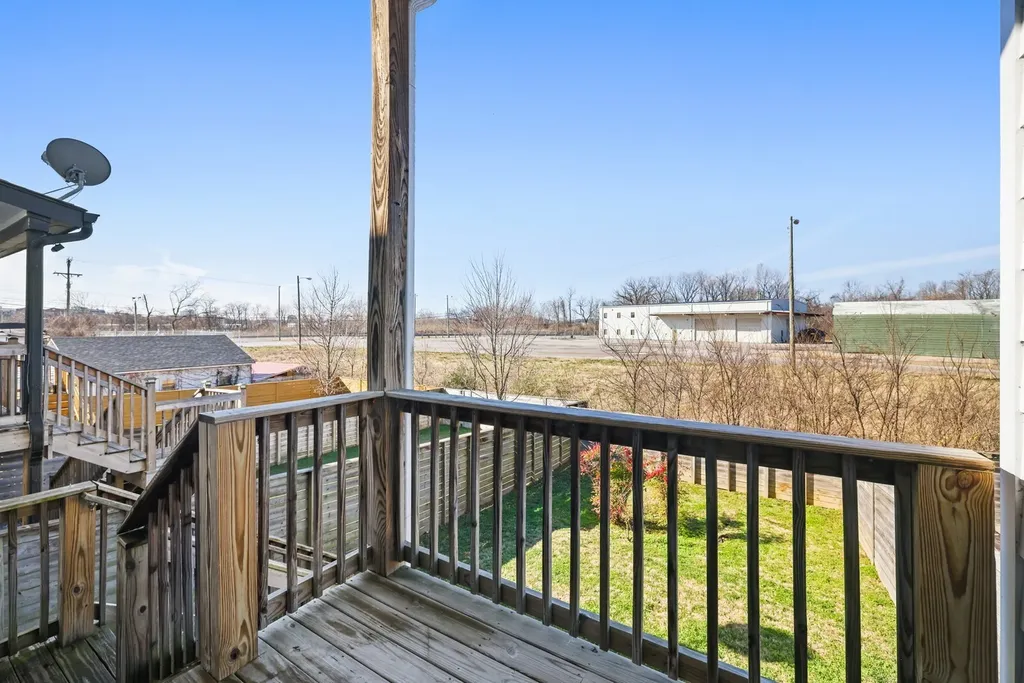 523B Weakley Avenue Nashville TN 37207