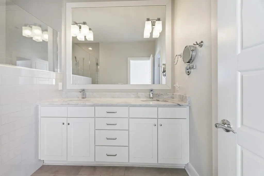 523B Weakley Avenue Nashville TN 37207