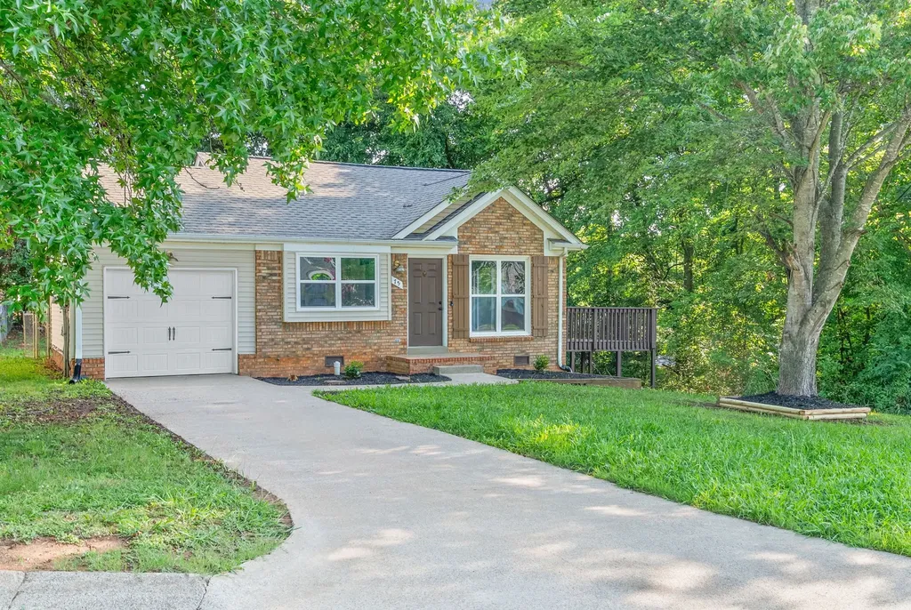 75 Grassmire Drive Clarksville TN 37042