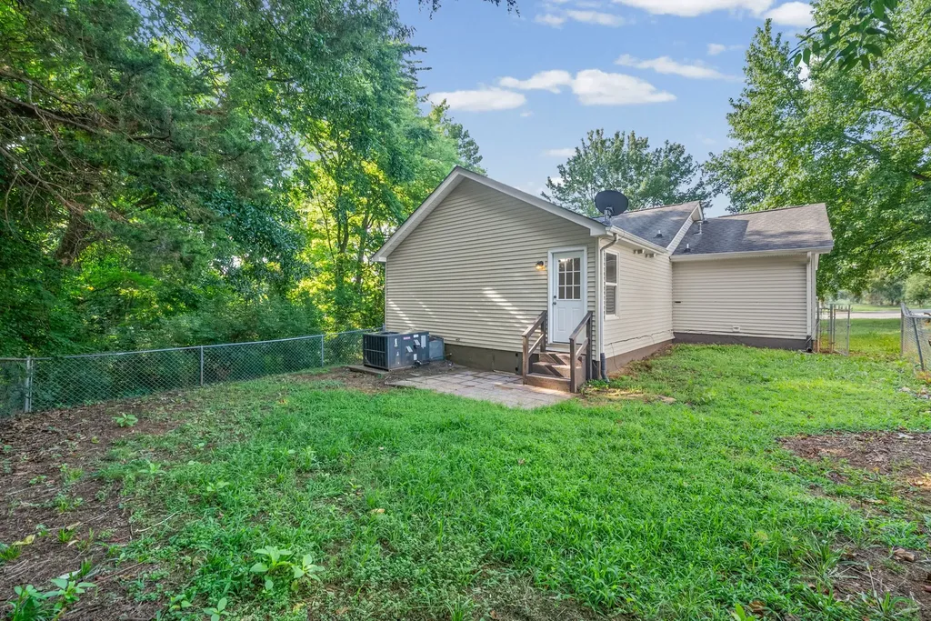 75 Grassmire Drive Clarksville TN 37042