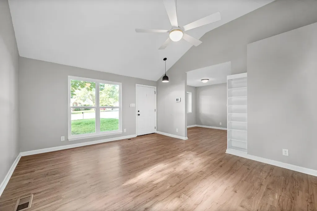 75 Grassmire Drive Clarksville TN 37042