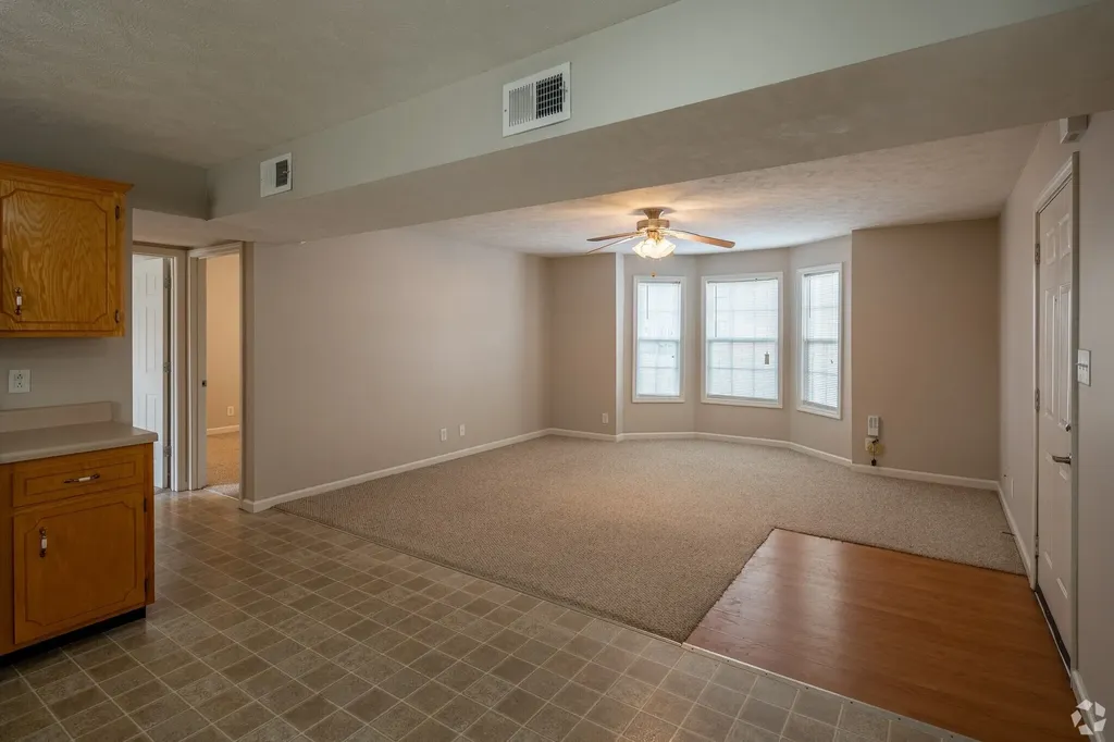 739 Heritage Pointe Circle Clarksville TN 37042