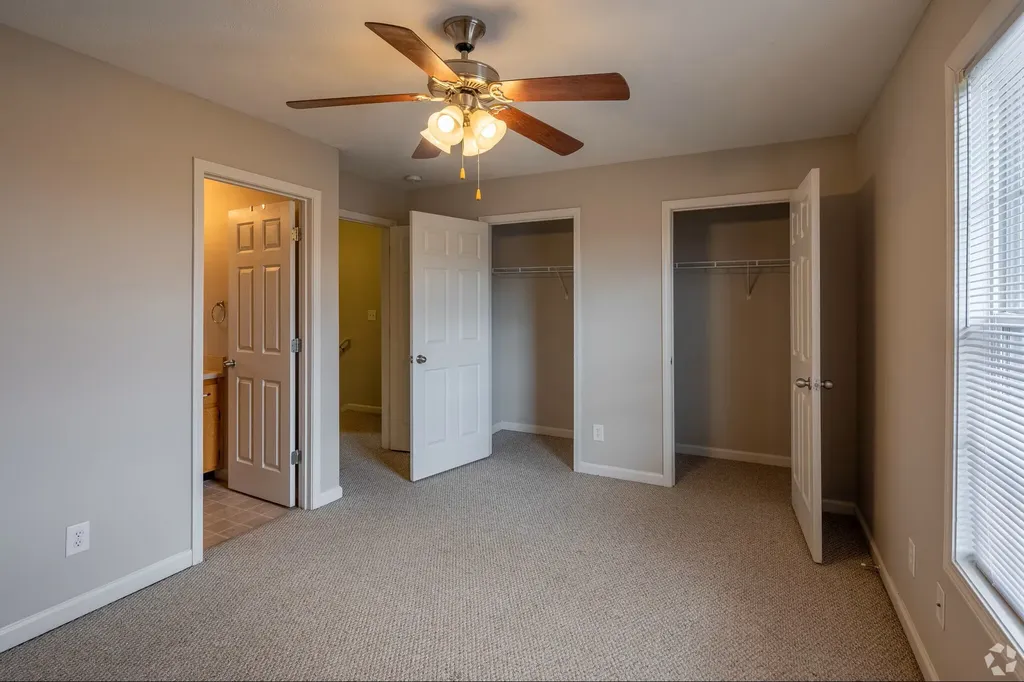 739 Heritage Pointe Circle Clarksville TN 37042