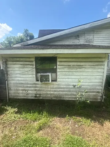 124 E 2nd Street Jasper TN 37347