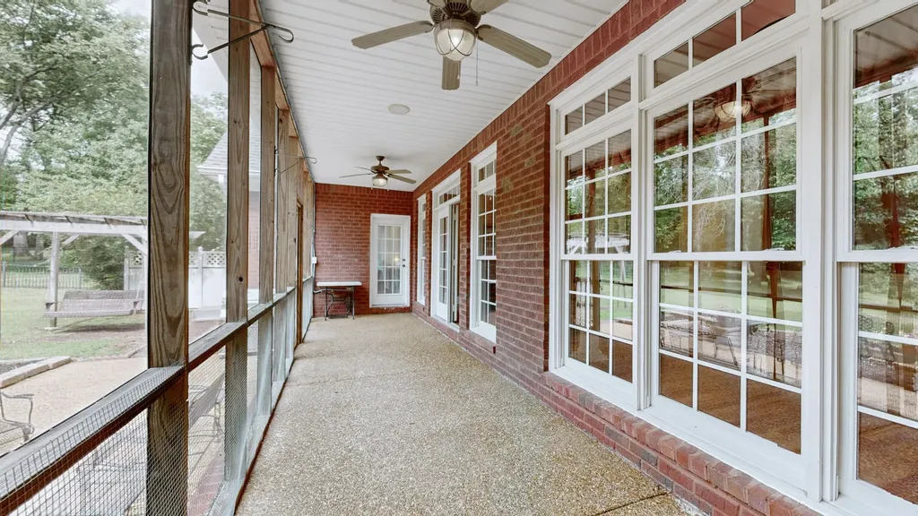 618 Derby Downs Lebanon TN 37087