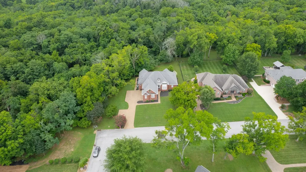 618 Derby Downs Lebanon TN 37087