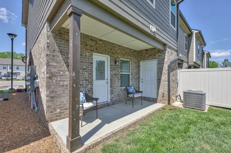 555 Gresham Lane Murfreesboro TN 37129
