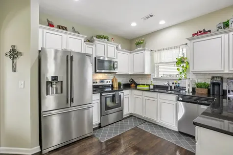 1031 Harper Dean Way Gallatin TN 37066