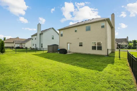1031 Harper Dean Way Gallatin TN 37066