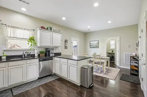 1031 Harper Dean Way Gallatin TN 37066