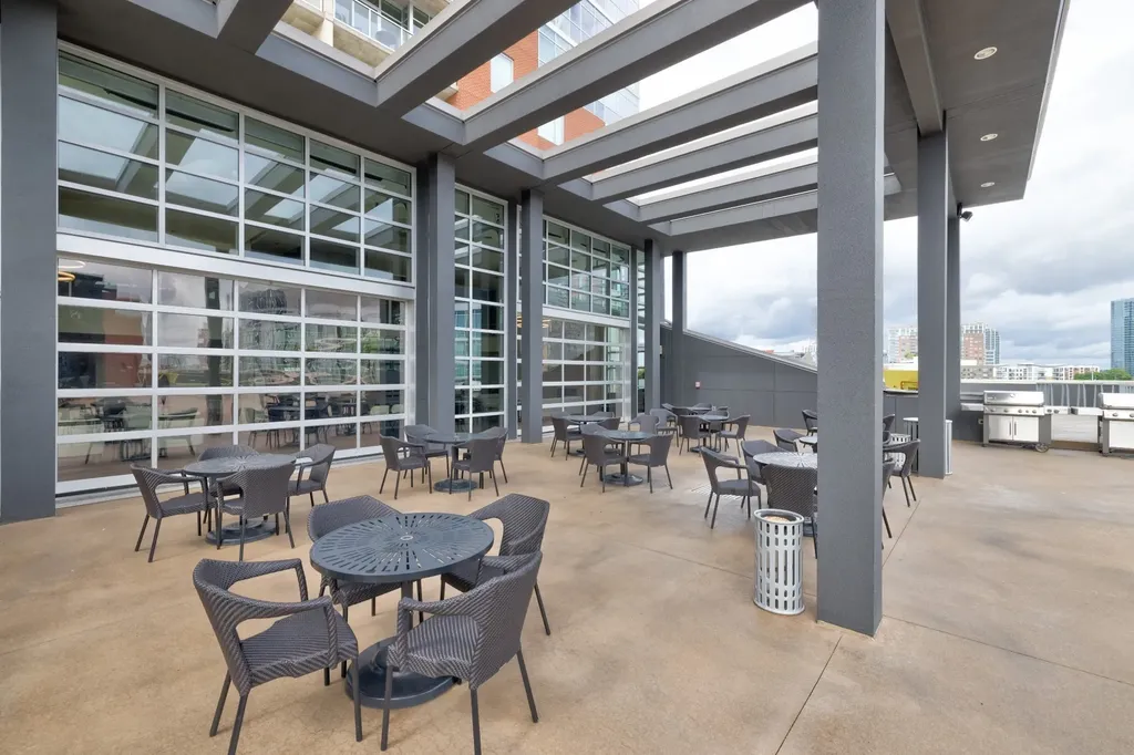 600 12th Ave, S Nashville TN 37203