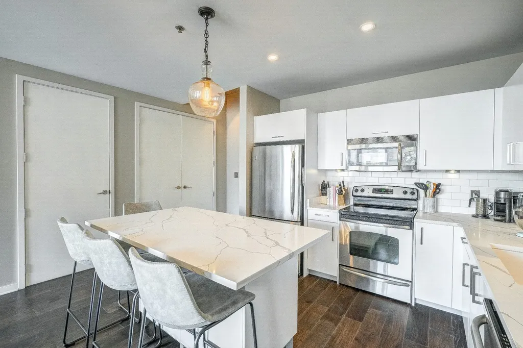 600 12th Ave, S Nashville TN 37203