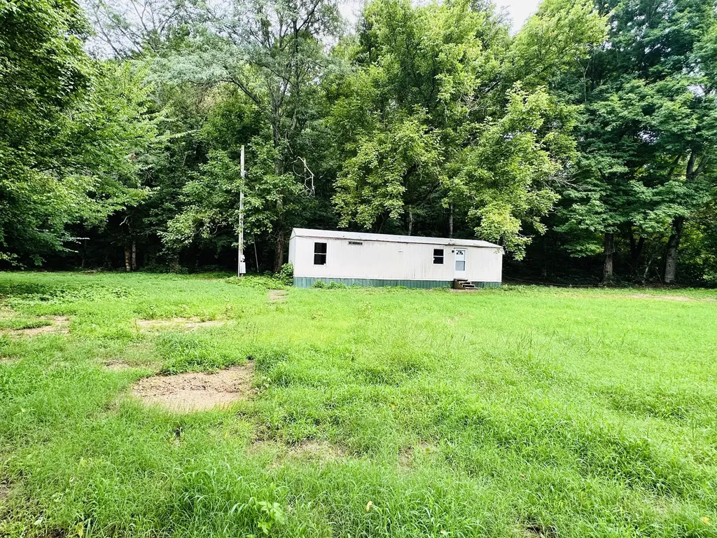 713 Preston Baggett Road Cumberland City TN 37050