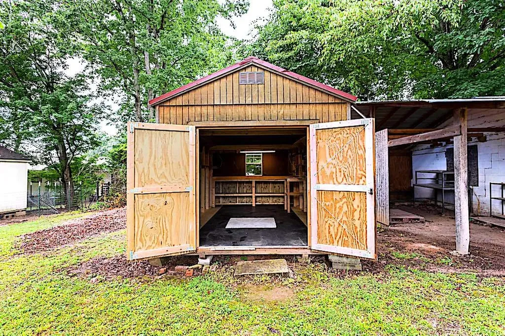 317 Moss Drive Mcminnville TN 37110