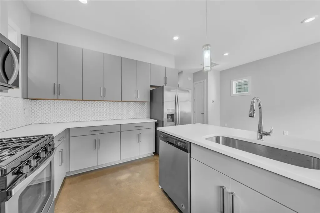 1079 Treaty Oaks Drive Nashville TN 37209