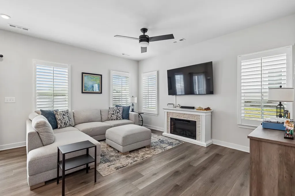 1021 Clendening Drive Gallatin TN 37066